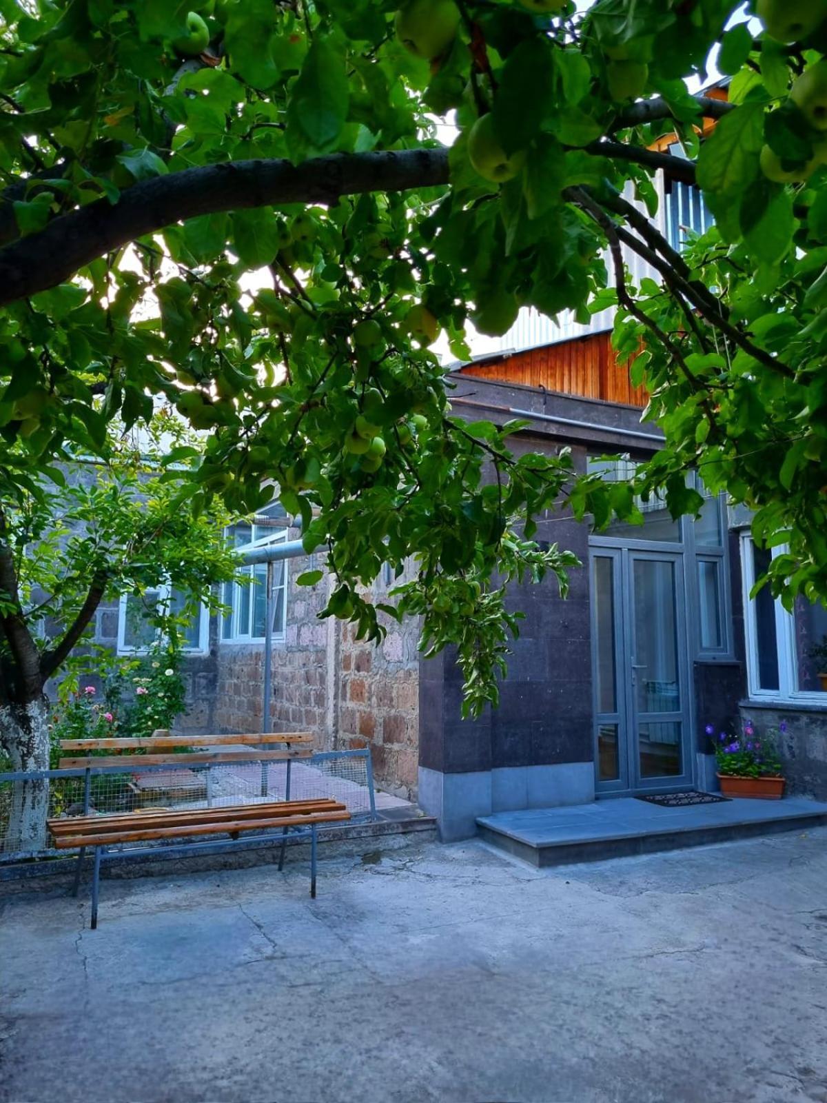 Guest House David'S B&B Gyumri Ngoại thất bức ảnh
