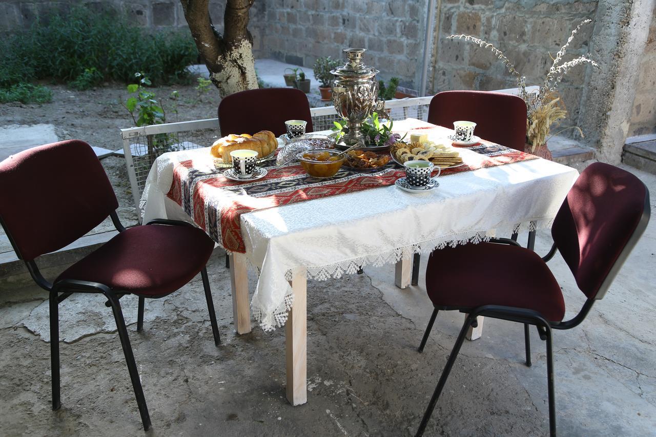 Guest House David'S B&B Gyumri Ngoại thất bức ảnh